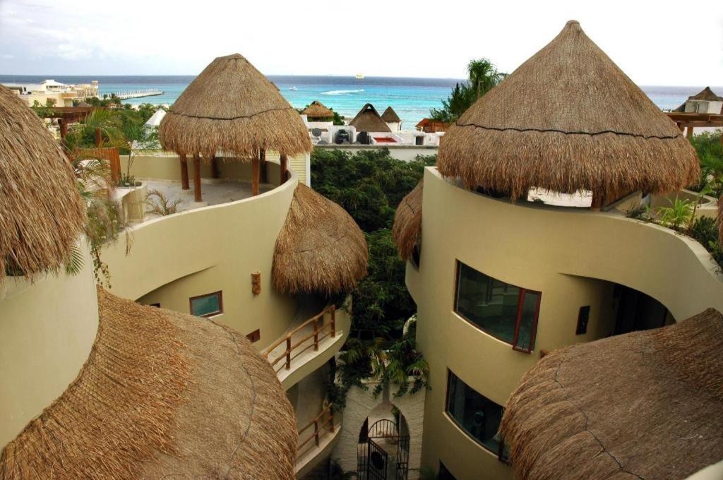 Maya Villa Condo Hotel Плая дел Кармен Екстериор снимка
