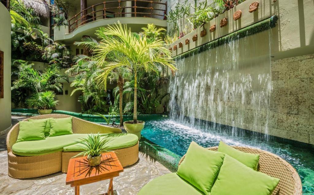 Maya Villa Condo Hotel Плая дел Кармен Екстериор снимка