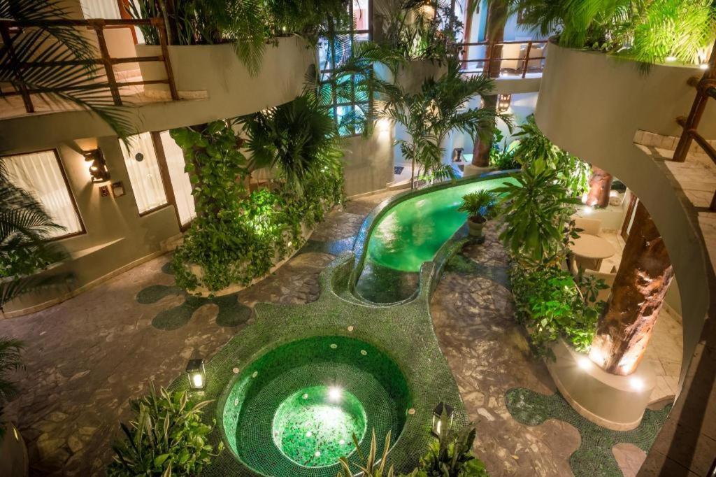 Maya Villa Condo Hotel Плая дел Кармен Екстериор снимка